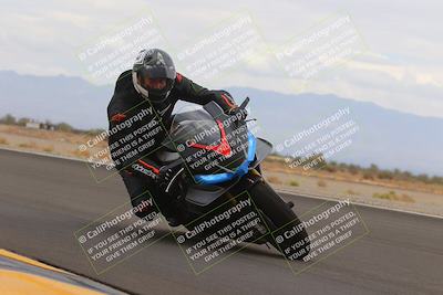 media/Sep-10-2022-SoCal Trackdays (Sat) [[a5bf35bb4a]]/Turn 14 Inside (1245pm)/